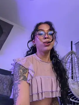 צ'אט XXX בשידור חי של Samantha_Bernardo