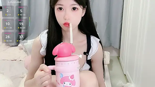 XiaoMei-iiiiii's Live XXX Chat