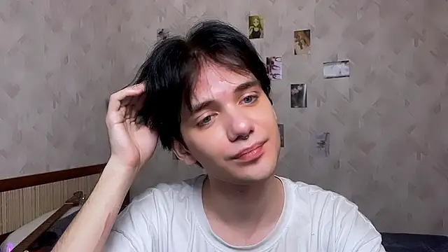 Chatroom XXX en direct de Zombde