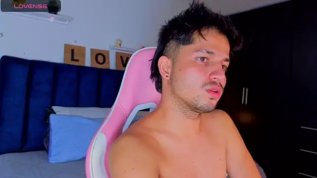 Issac_james_のライブXXXチャット