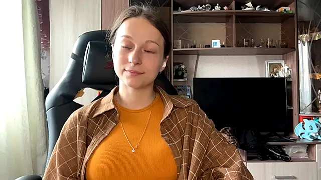 TaIliedGuest live XXX chat