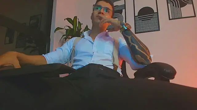 Show de ALPHA_DOMINUS_ na webcam