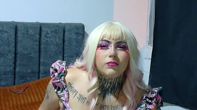 maliciaXpoison Chat XXX in diretta