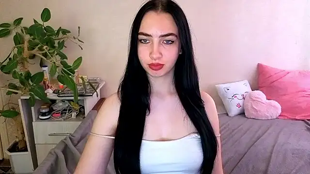 دردشة WildKittenX_ الجنسية المباشرة