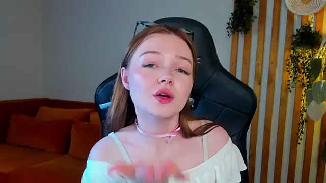 ElinaVale Obrolan Langsung XXX