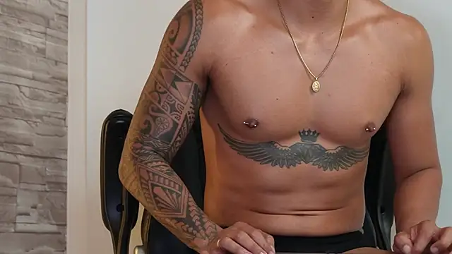 aaron_boltn Live XXX chat