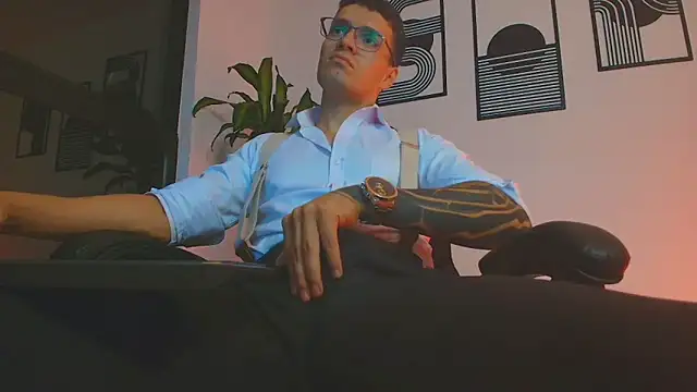 ALPHA_DOMINUS_: вебкам-шоу