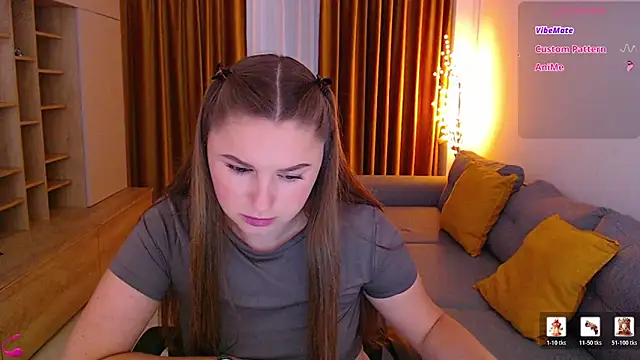 mia_bloomy's Live XXX Chat
