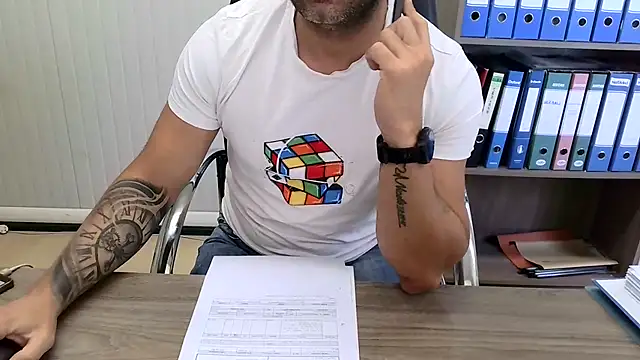 Evasionee – Naživo XXX chat