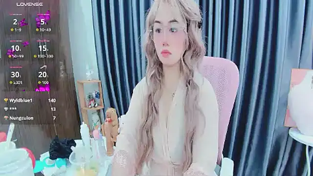 amaya-2299's Live XXX Chat