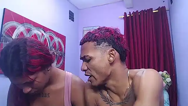 צ'אט XXX בשידור חי של black_twinks