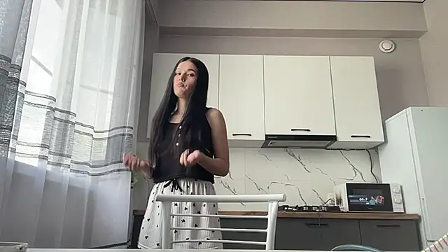 Онлайн чат XXX LisetteParajon