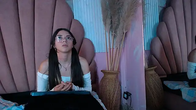 Kyomi_Hunt Chat XXX live