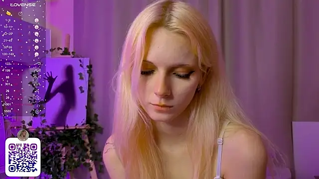 JuanaSumma's Live XXX Chat