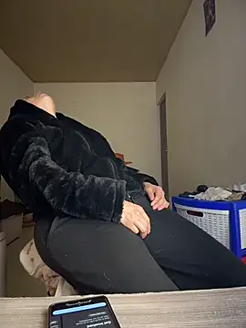 MARILYNKOVANOVA Adlı Modelin Canlı XXX Sohbeti