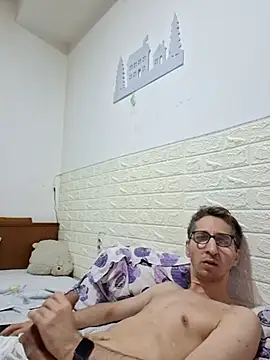 MattedOdobenus 现场XXX聊天