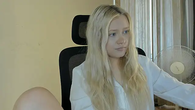Chat XXX en directo de MidnightPoise