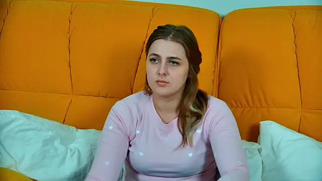Онлайн чат XXX EllaBells