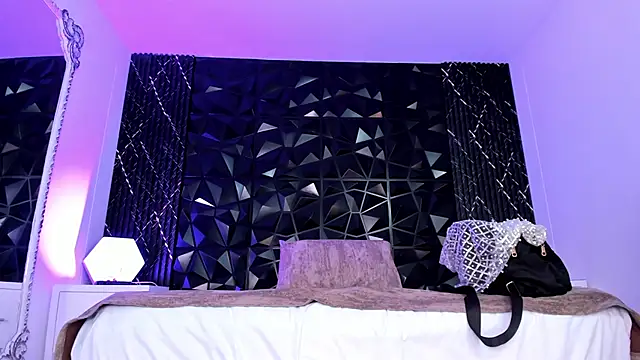 AnaiaClarck's Live XXX Chat