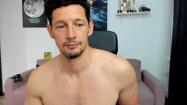 BrutusK08 Chat XXX in diretta