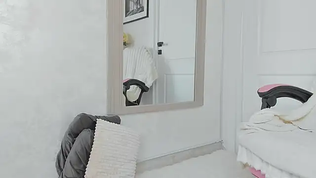 XXX chat uživo modela SundyRose