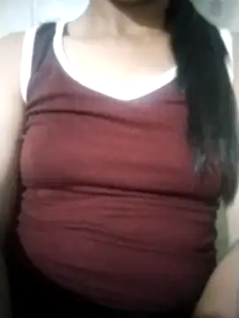 Chat XXX en directo de Helen-nn