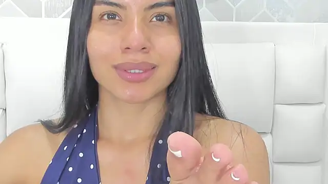 naia_cox live XXX chat