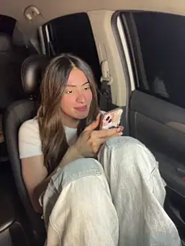 XXX chat uživo modela Lottus_fire