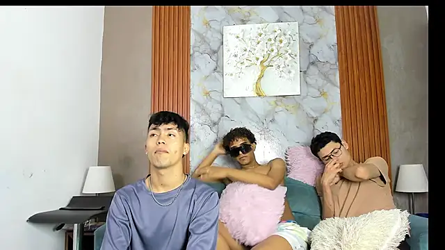 VERY_HOT_GUYS Live XXX-Chat