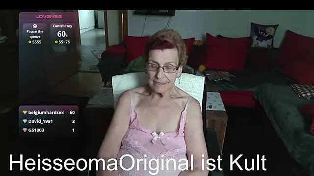 HeisseomaOriginal Chat XXX live
