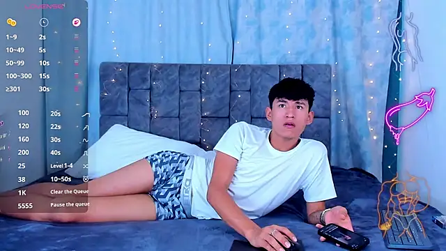 NicolasTorrez 现场XXX聊天