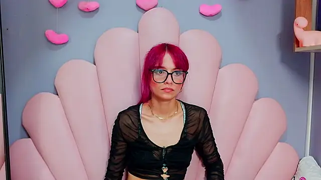 luci_miller's Live XXX Chat