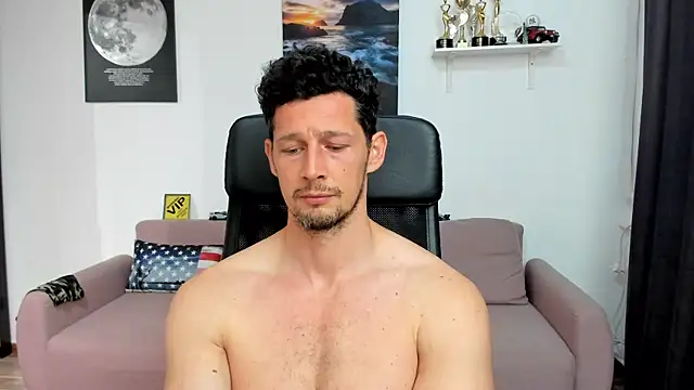 BrutusK08 Live XXX-chat