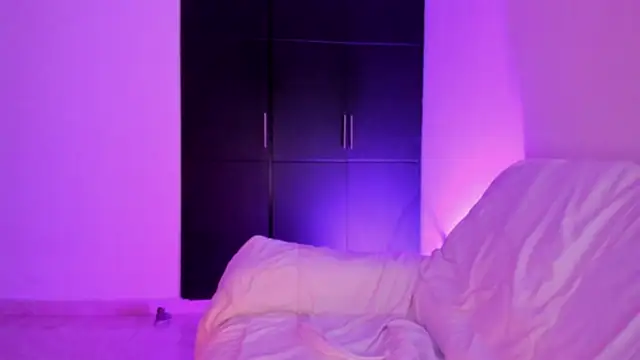 Онлайн чат XXX vandalovee_
