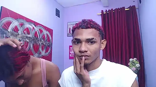 Онлайн чат XXX black_twinks
