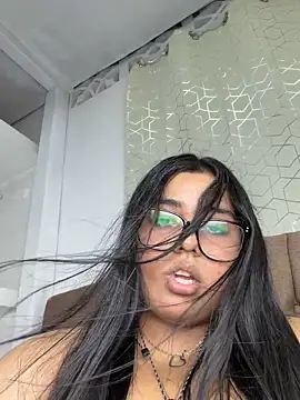 Živý XXX chat virginbrunette99