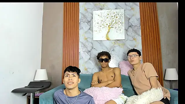 Chat XXX en directo de VERY_HOT_GUYS