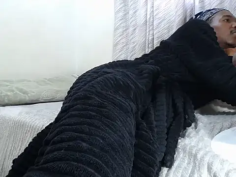 KinkyJXxX live XXX chat