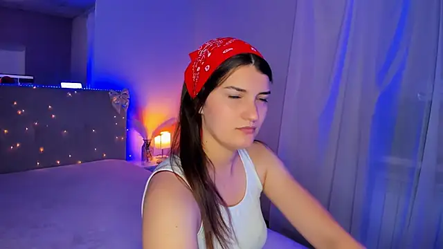 دردشة Laura_Leee الجنسية المباشرة