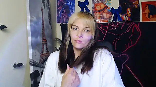 VanessaRey_ Adlı Modelin Canlı XXX Sohbeti