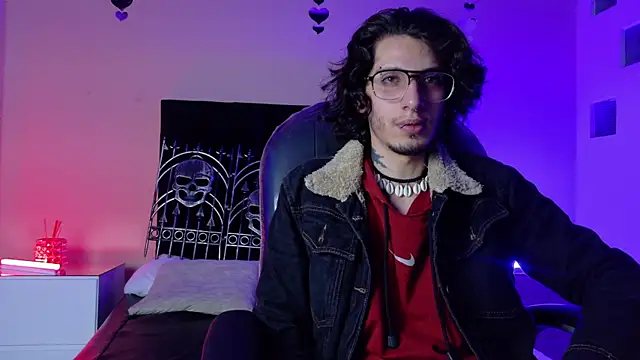 Vergil_Noir_'s Live XXX Chat