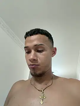 friends_lust_latin Chat XXX in diretta