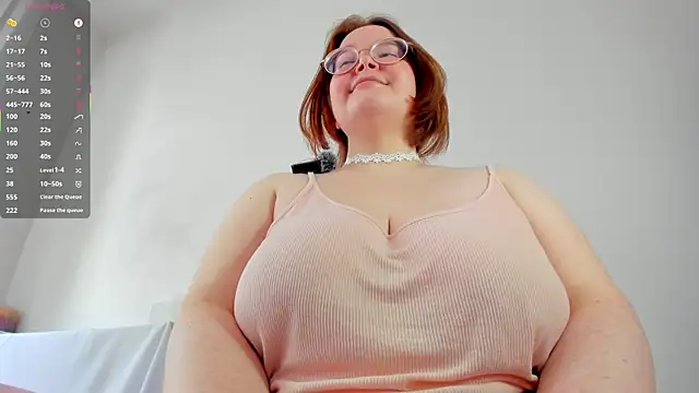 DebbieWoood Chat XXX live