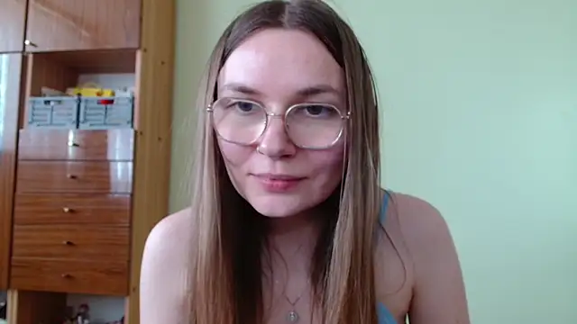 Chat +18 de LooveELLYx ao vivo