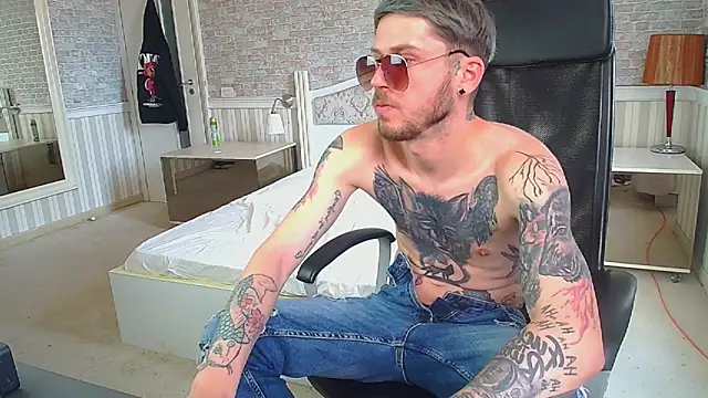 JonahShaw Live XXX-chat