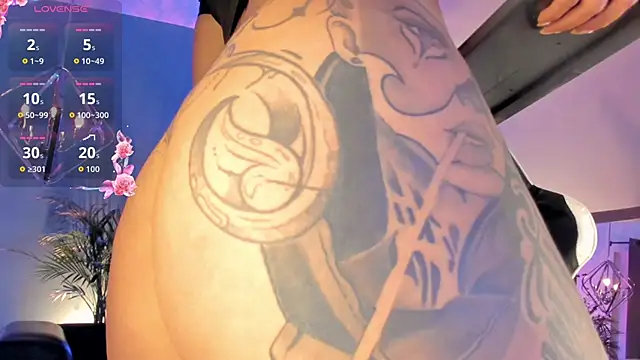 Megan_inked's Live XXX Chat