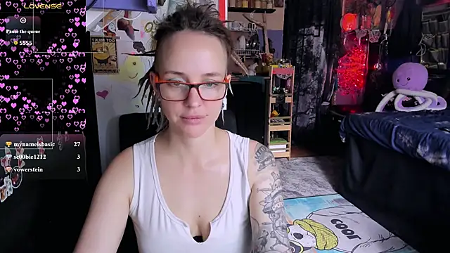 Chat +18 de LisaFoxy_y ao vivo