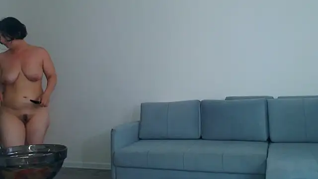 M1ssShyMira live XXX chat