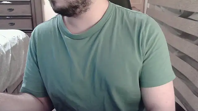 JohnTheSlud's Live XXX Chat