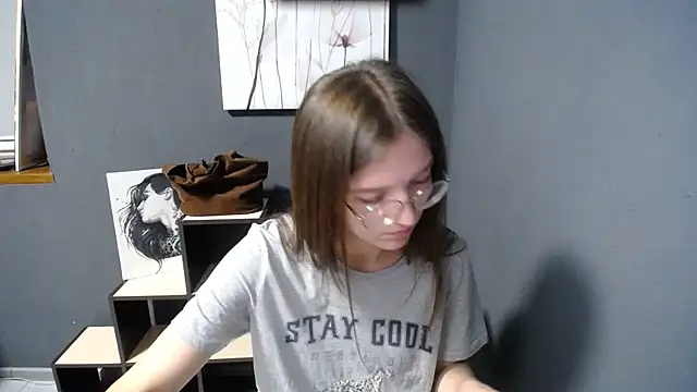 Chat +18 de shining_pearl_ ao vivo